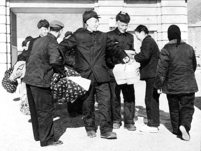 1975年，最后三个国军特级战犯被释放，他们当时