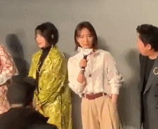 向明星求婚成了职业？向迪丽热巴求婚男子，曾