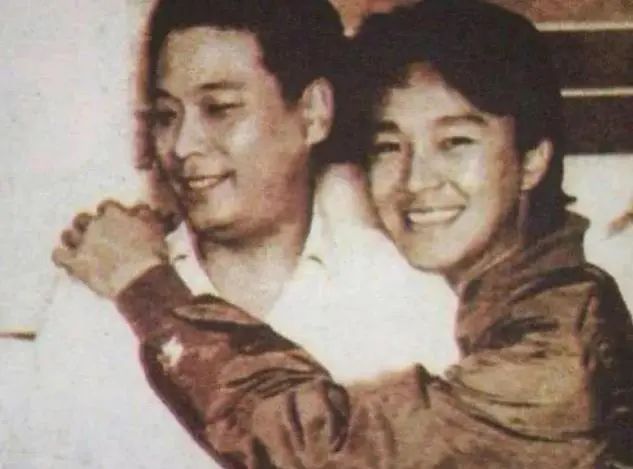 李佳琦和小助理再次同框：他们的故事，让我看