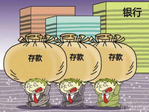 300万的积蓄，存银行吃利息，可以不用再上班吗