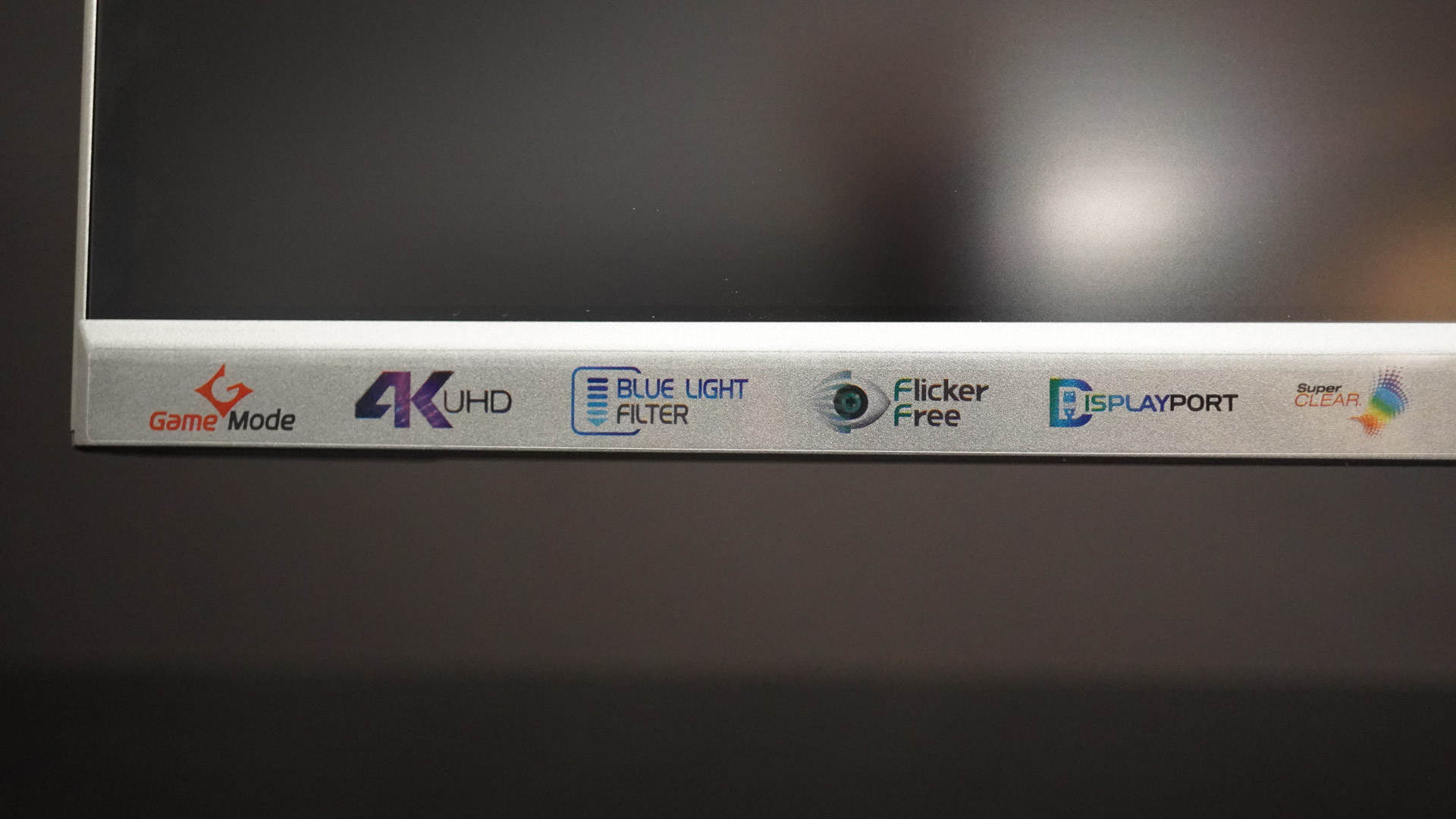 次世代4K中枢 - 优派VX3276-4k-MHD显示器