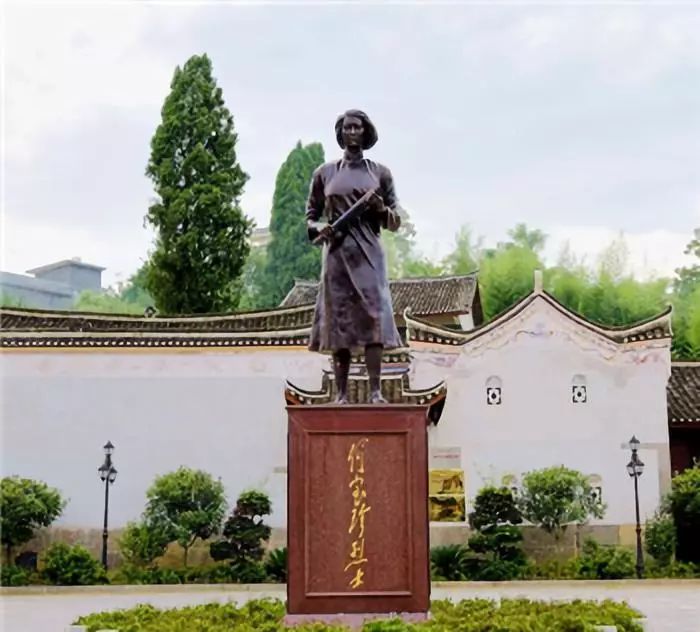 刘少奇之女刘爱琴：曾当过童养媳，中年家破人