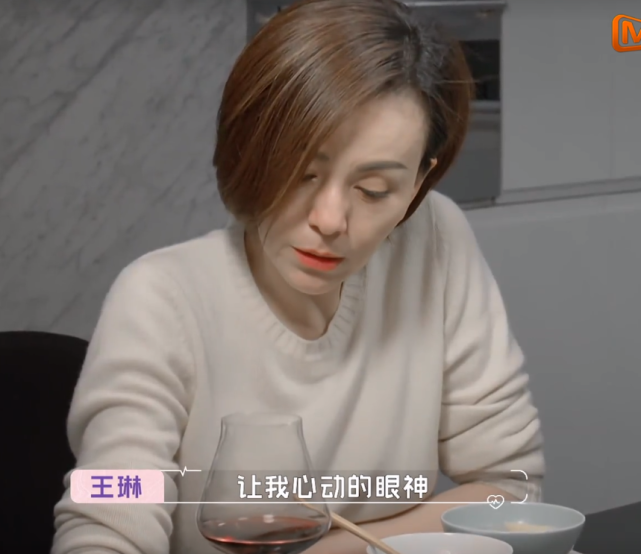 One person lives Fang Lei double entry building, fair young wants 2500 yuan, does Wang Lin stop in time can caustic regret? 