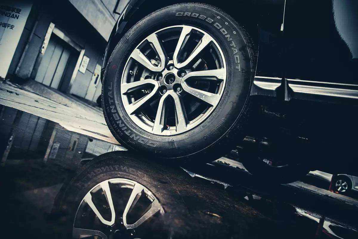 你认为轿车正常保养就行了吗？教你10个保养技巧