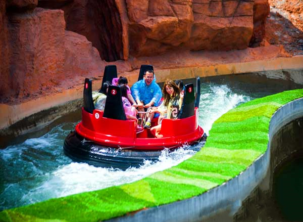 山东旅游：蓬莱畅游欧乐堡梦幻世界（图）