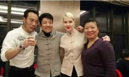 娶外国妞风险太大了，撒贝宁和刘烨都中招了，跨国恋需谨慎
