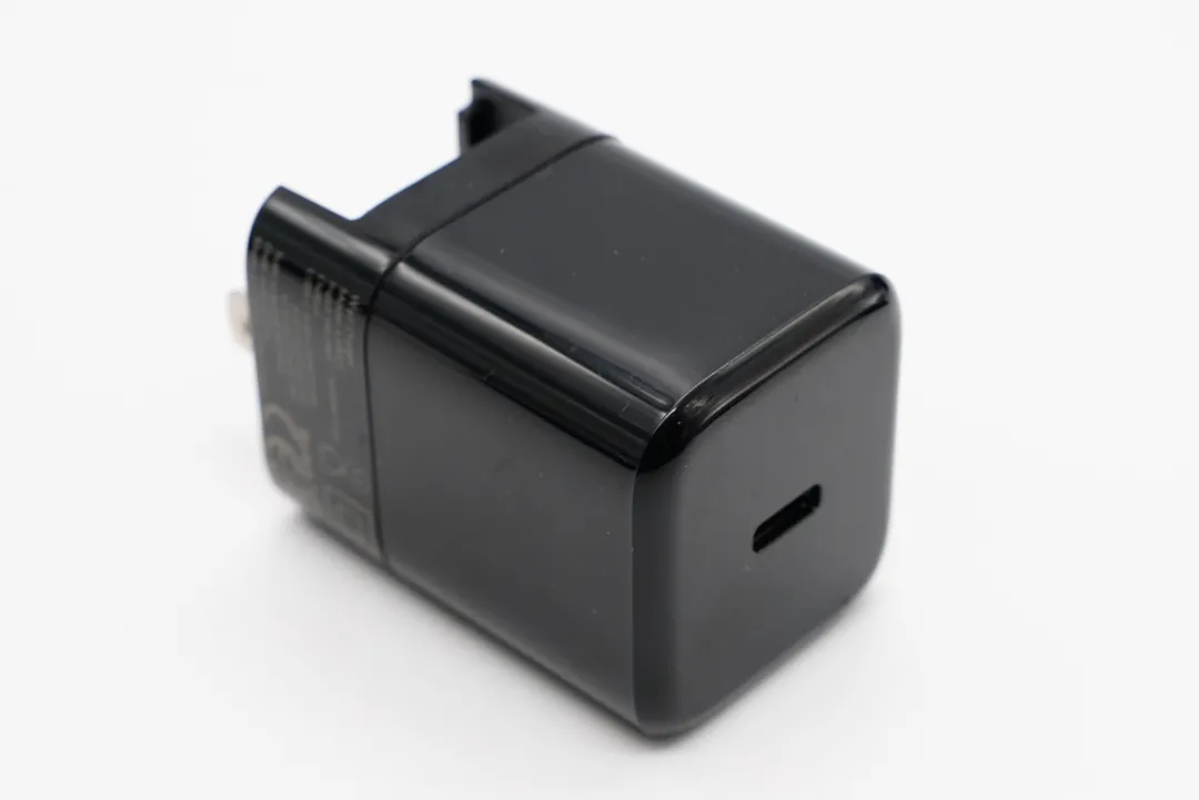 iPhone 13新机即将发布，35家工厂推出上百款快充新品