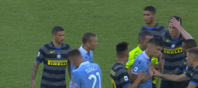 1-1！意甲两豪门大规模冲突，神射手扇耳光动作染红，C罗利好