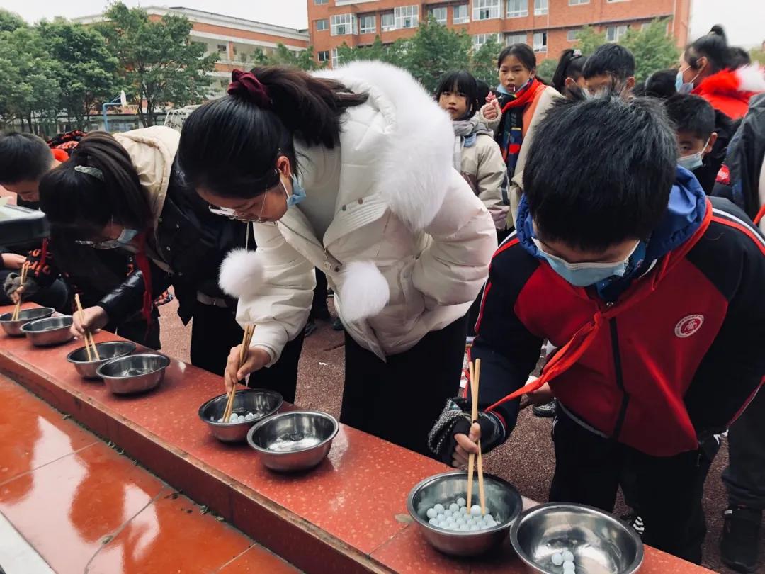 放飞童年，快乐游园丨记成都天府新区合江小学元旦游园活动