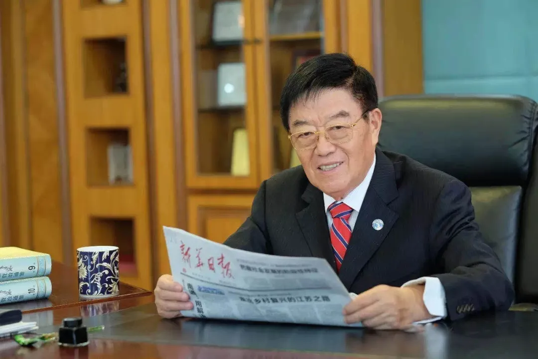 50年不上市、12年无外债，板蓝根大王难料身后事