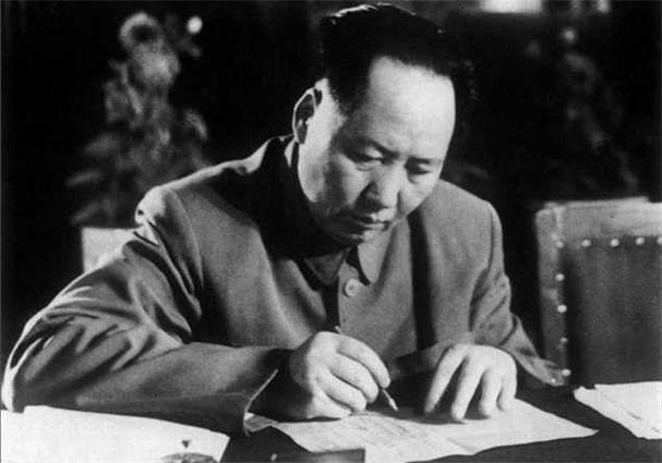 毛澤東堂弟毛澤榮，進京訴苦要待遇，主席：我的親屬不能高人一等