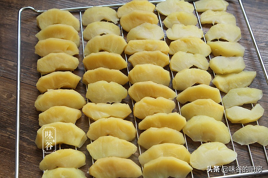 秋天，遇到此水果我一买就是十斤，做成健康零食，酸甜软糯吃不够