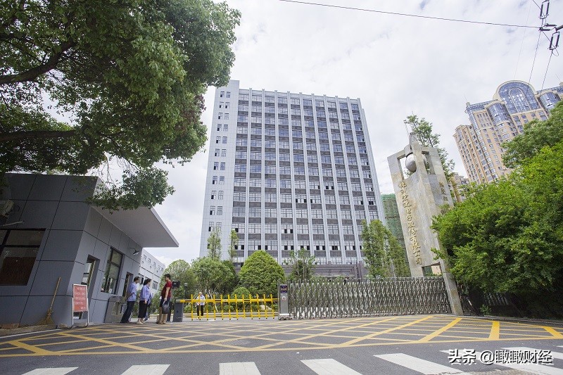 湖南全省富豪名單揭曉，總身價(jià)2756.3億元，氣質(zhì)女老板屈居第六