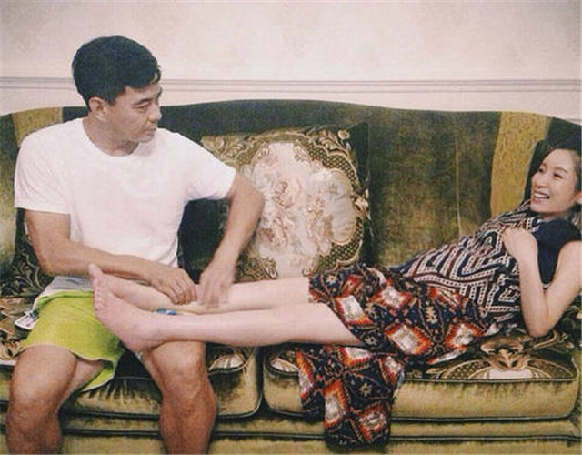 秦海璐高龄生下“巨婴症”儿子，如今孩子5岁了