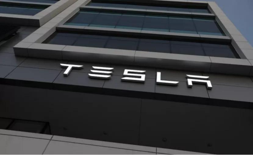 丰田全新陆巡白车身谍照曝光；油价或将迎来2021年第4涨