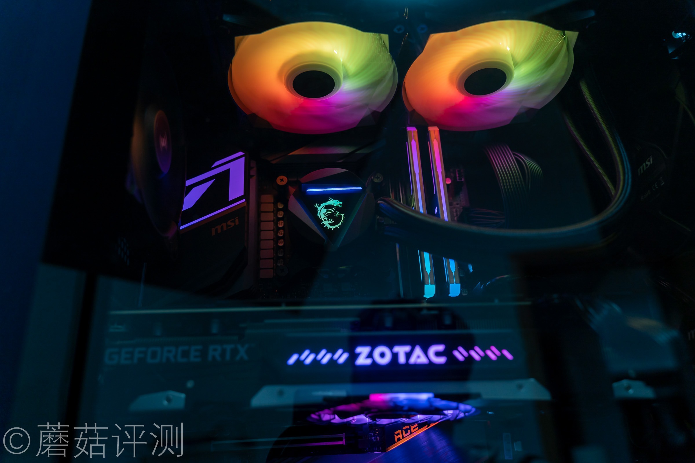 原来整机还可以这样装！微星MAG幻彩佩龙斧I9 10900K主机 拆解评测