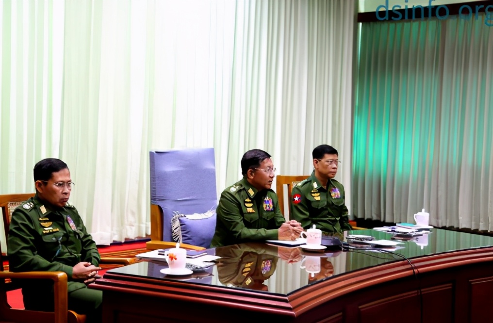 缅甸大选前夕，三军总司令召开高层会议，与各军区司令视频谈话