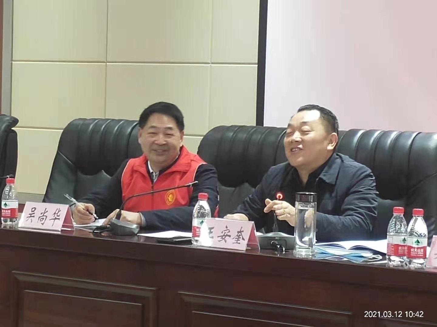 平昌县老年志愿服务大队召开学雷锋、老年志愿服务活动