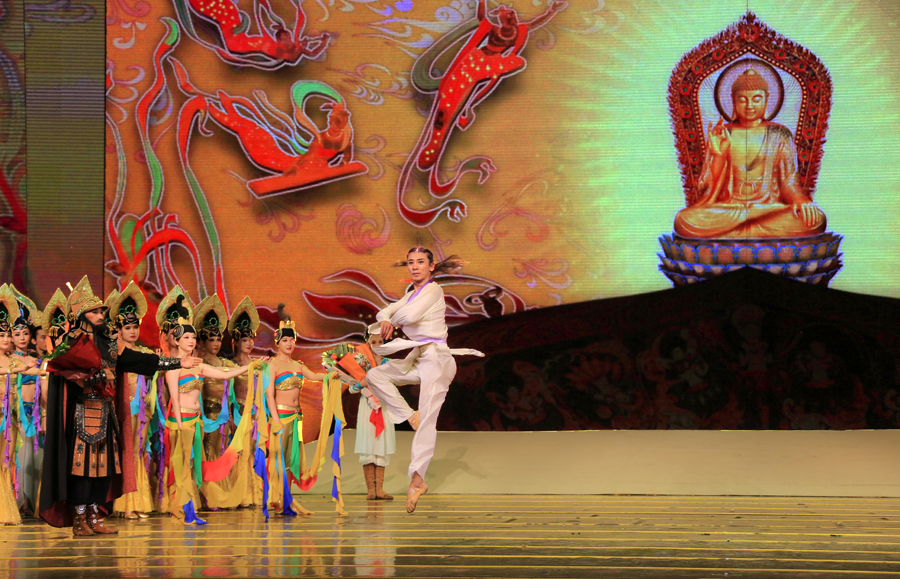 經(jīng)典舞劇《大夢(mèng)敦煌》蘭州駐場(chǎng)惠民演出