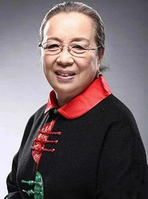 还珠格格被下架 容嬷嬷再次登上热搜
