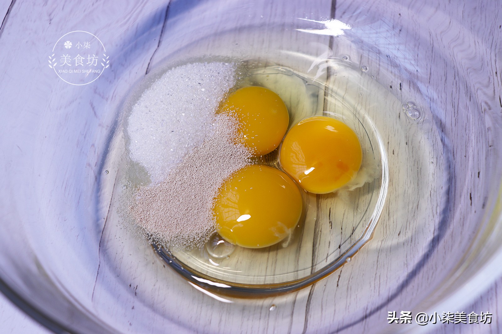 图片[4]-面粉别蒸馒头了 加3个鸡蛋 碗里一放 20分钟出锅 比面包好吃-起舞食谱网