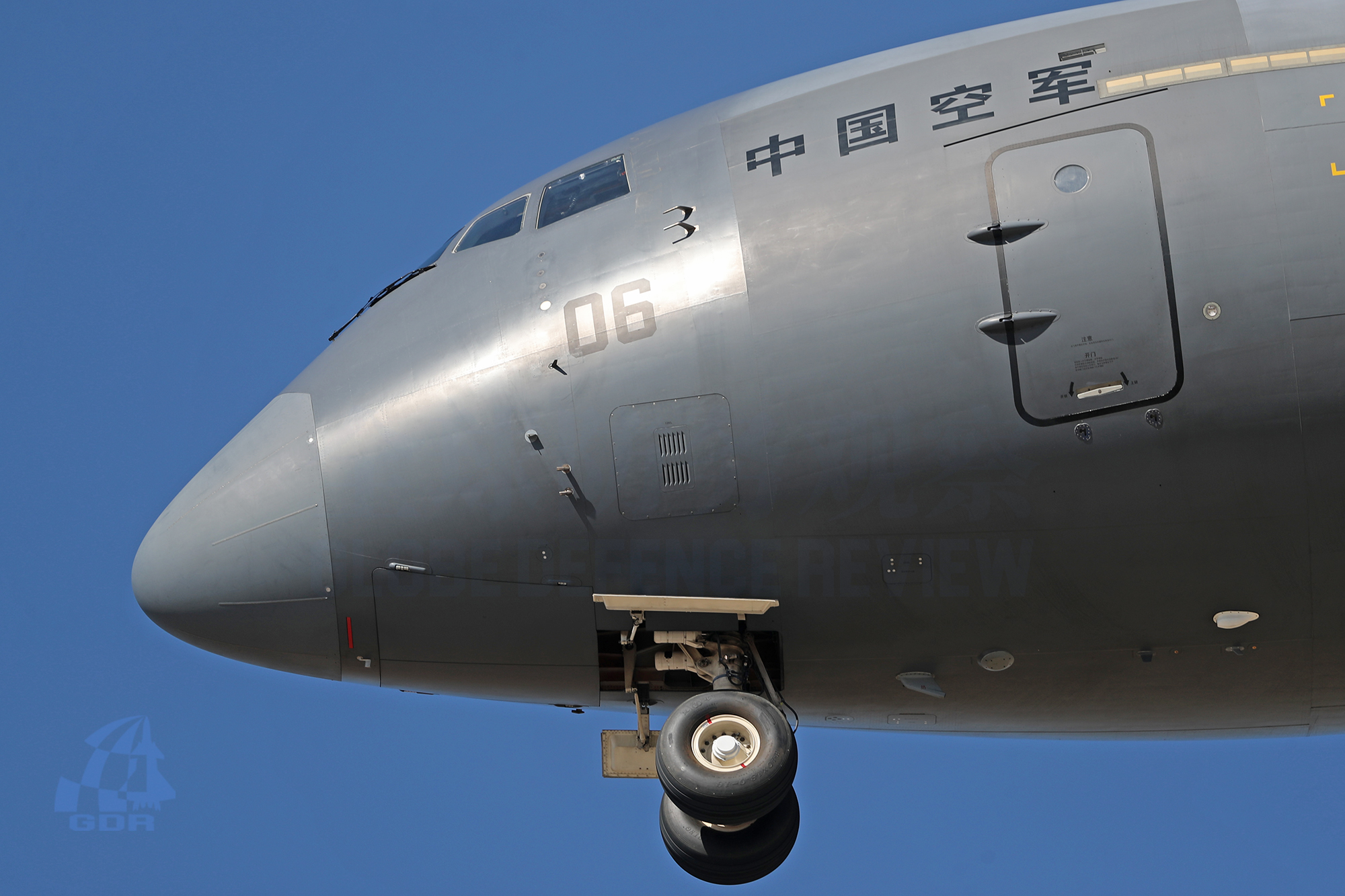 运20降落南沙永暑礁，国产大运可全疆域使用，给