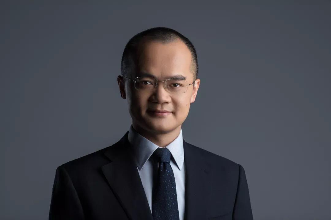美团坐大！王兴有了挑战马云的底气，但美团也有3大短板？