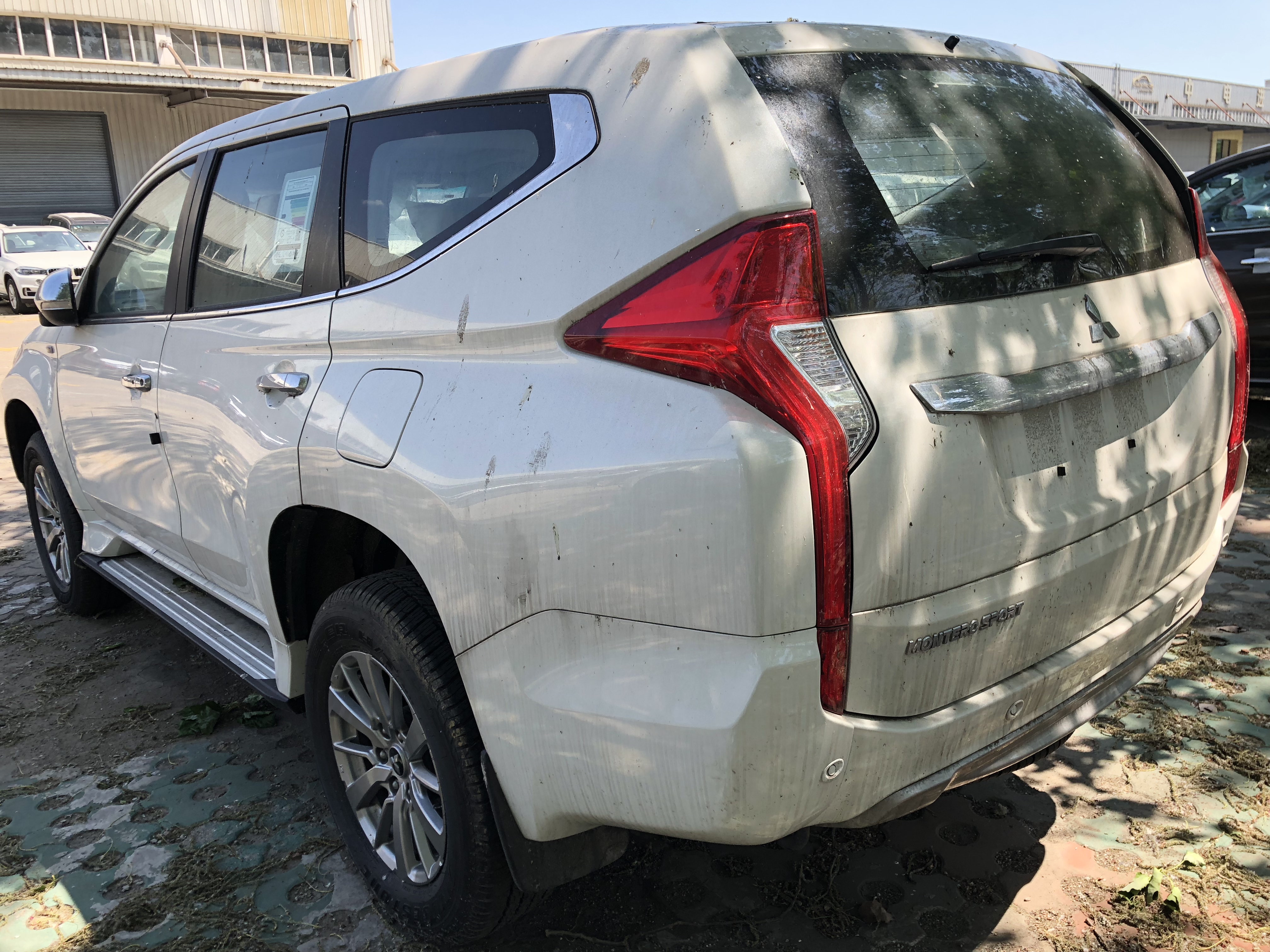 二手准新2020款三菱帕杰罗劲畅最新优惠