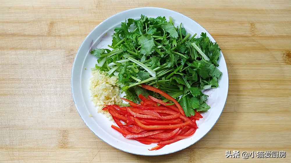 图片[6]-过节做一道好吃的“香菜虾皮拌粉丝” 5分钟就上桌 开胃解腻-起舞食谱网
