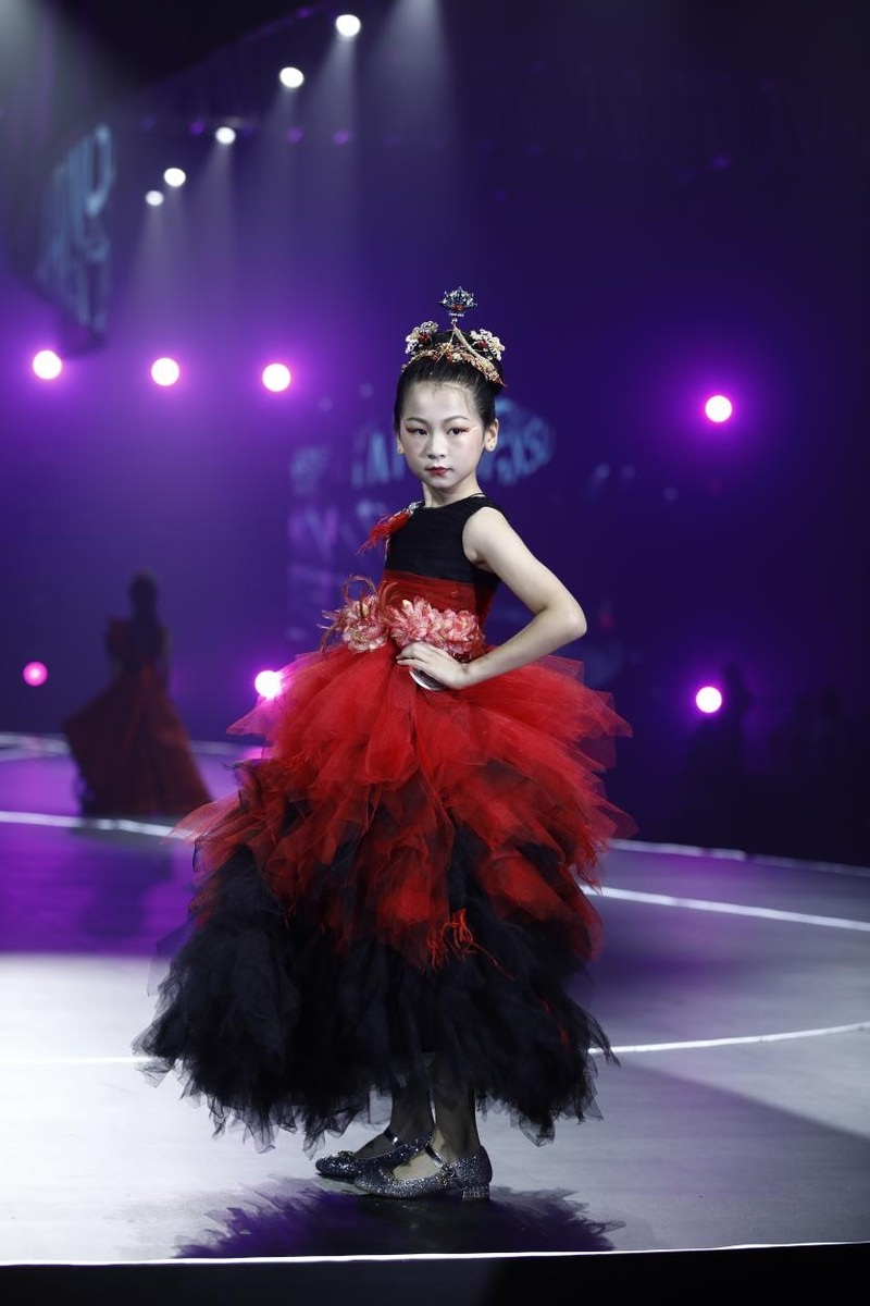 2021精英童模超级联赛全球代言人——叶俪恩