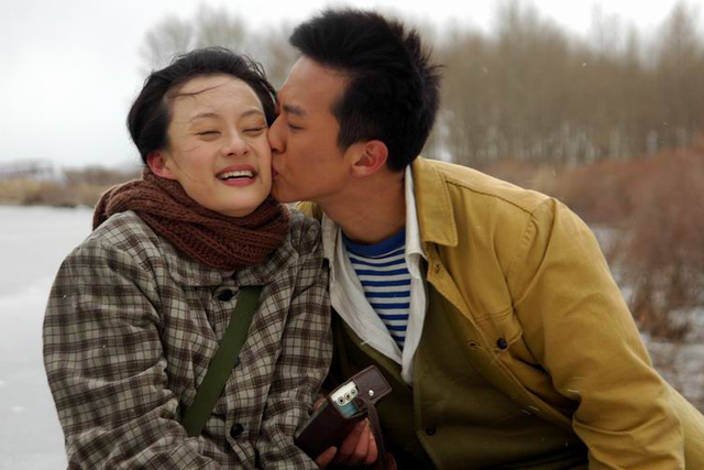 永远放不下的仇？冯小刚邓超14年再无合作，看他俩11年恩怨情仇