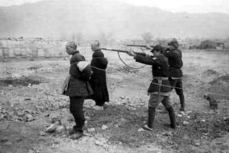 靠掏粪，他在北京买100多套房，1500亩良田，却因