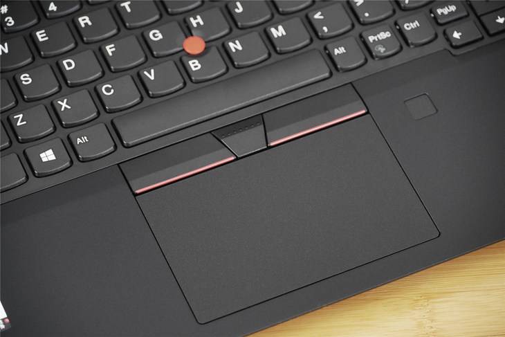 ThinkPad X390 4G版全解析：这个“小黑”有点不一样