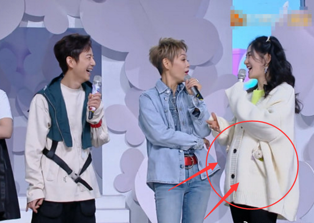 张杰秀恩爱后，谢娜曝光新孕照状态超好，化精