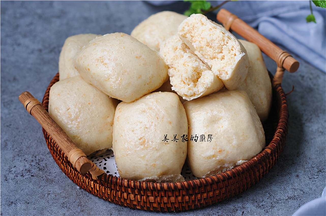 蒸饅頭別再用牛奶啦！ 新做法濃香撲鼻，吃完手留餘香！ 回味悠長
