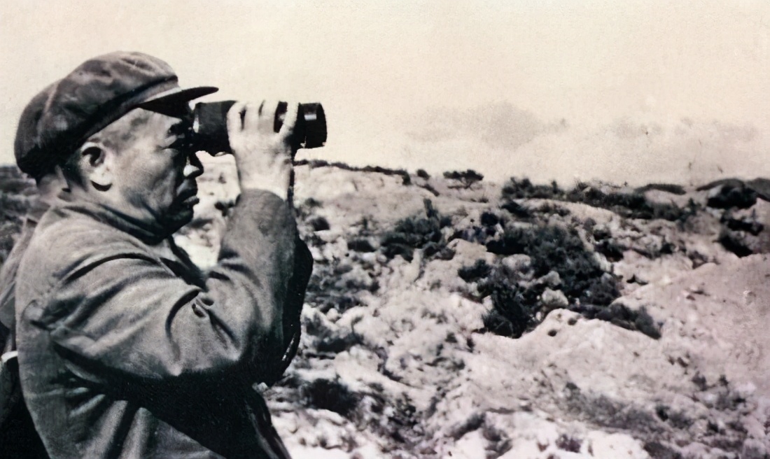 朝鲜战争结束那天，彭德怀视察前线哽咽流泪，