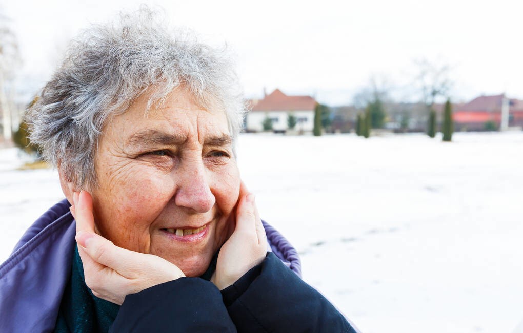 冬天心腦血管疾病易發，面對冬季的關口，老年人如何安全度過