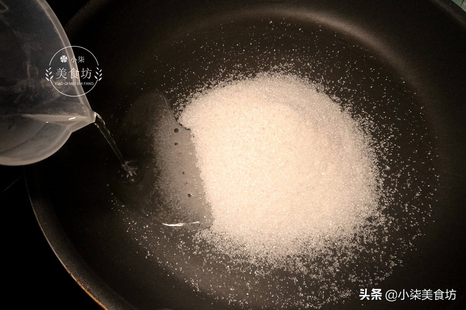 图片[6]-天冷花生米别再油炸了 教你一个新吃法 10分钟出锅 好吃嘎嘣脆-起舞食谱网