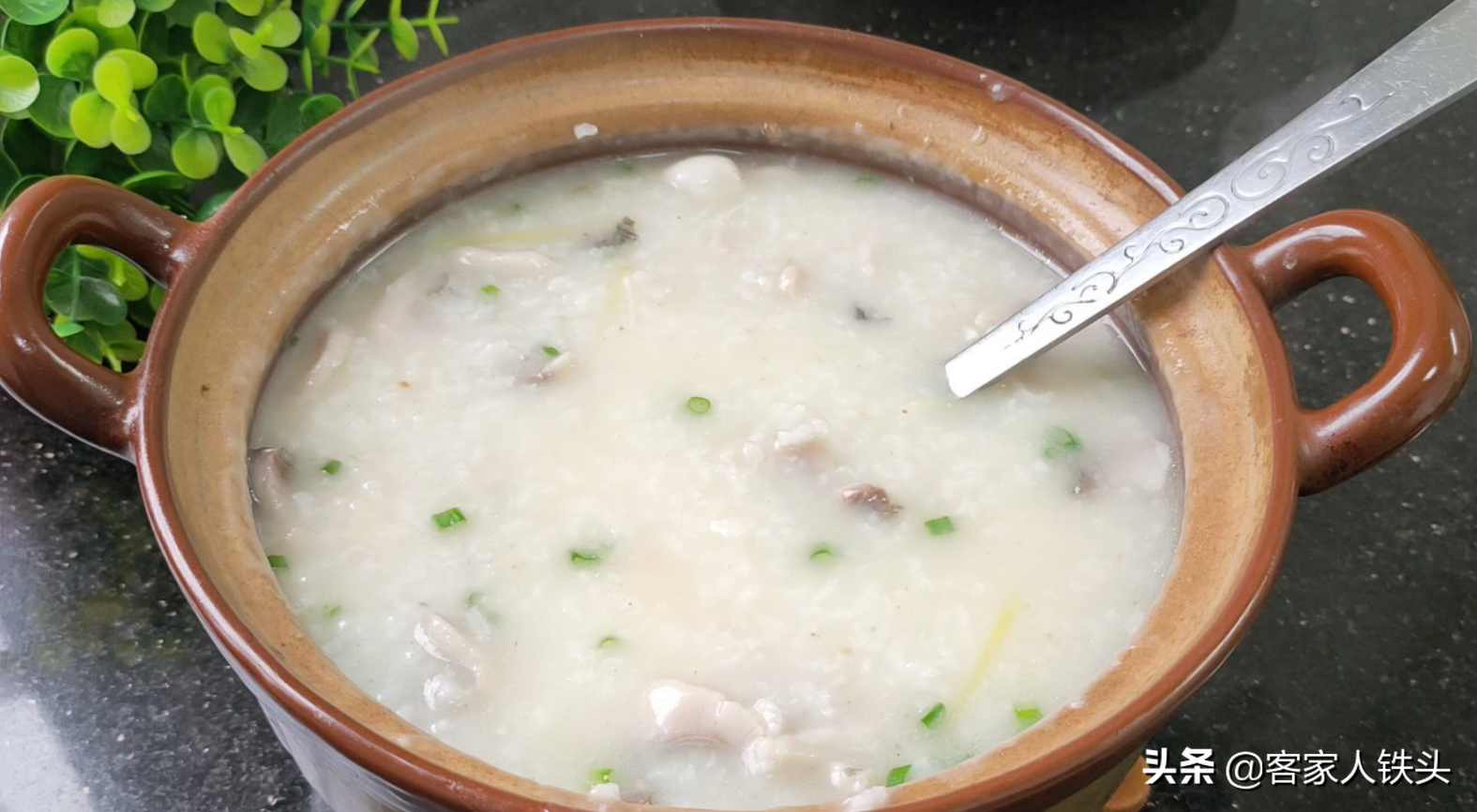 暑假早餐吃什么好？试试我家孩子一吃要2碗的营养早餐，便宜好吃