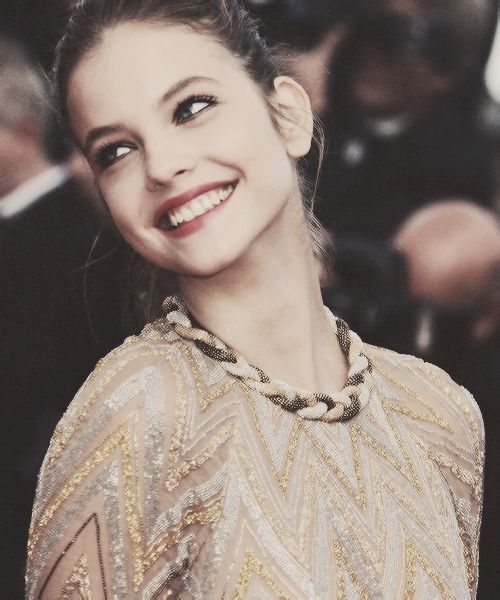 90后超模近照吸睛！天使面孔脾气火爆，曾被曝扇大9岁前辈耳光