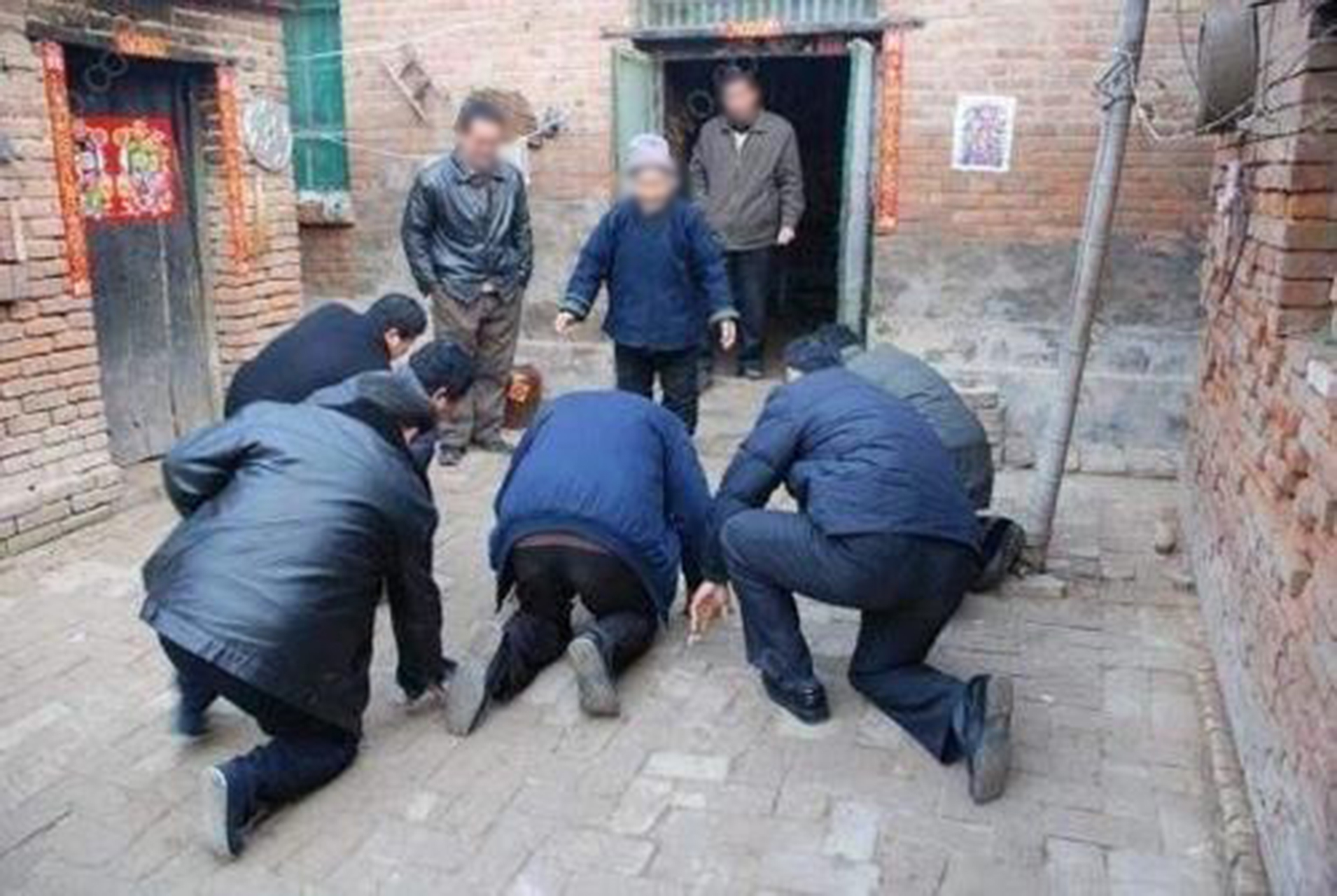 都有|您那里过年都有怎么样的风俗习惯呢，一起来分享一下吧