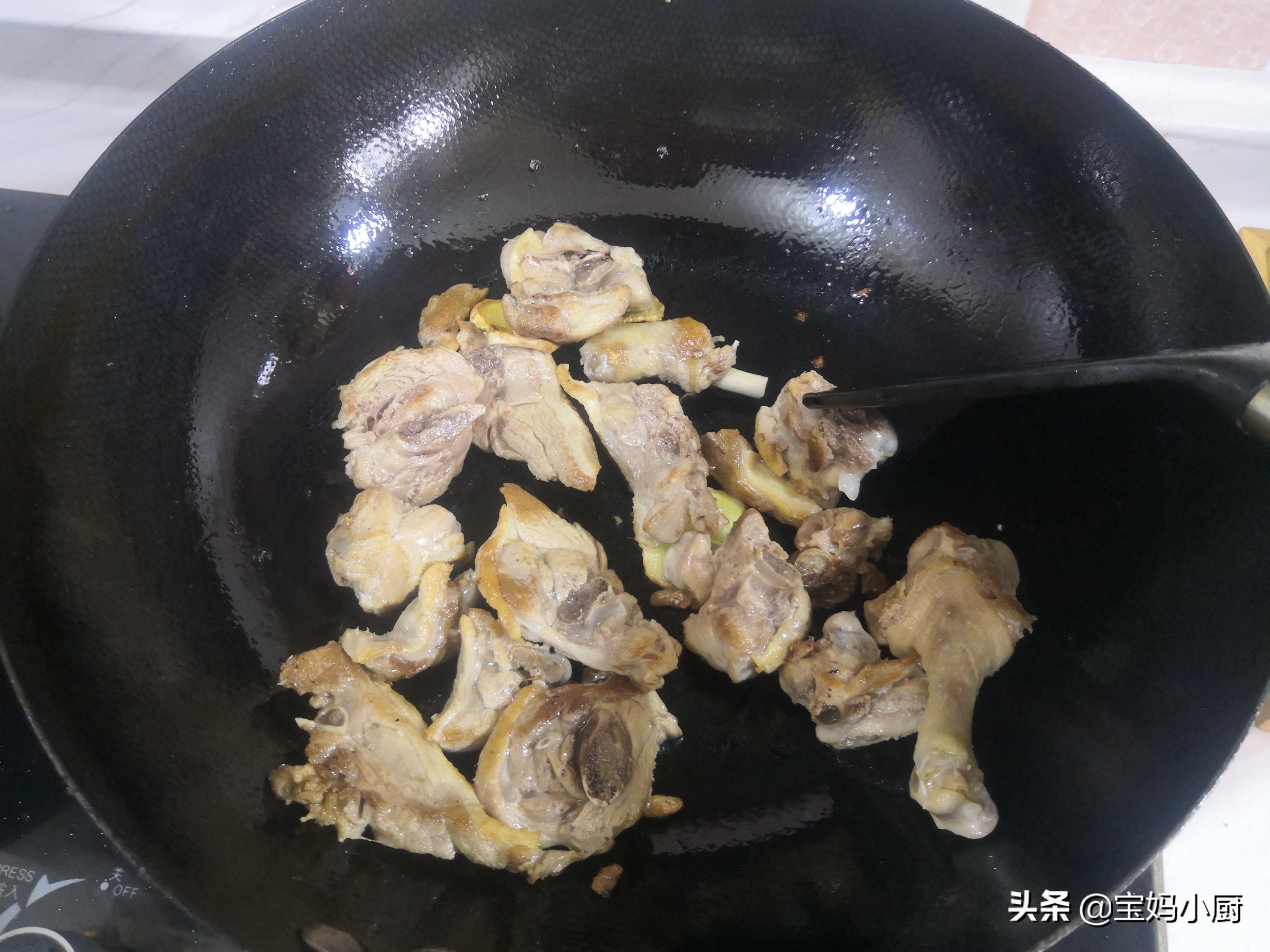 天熱多吃這肉好，有營養還不擔心上火，尤其這倆搭配，吃飽不長肉