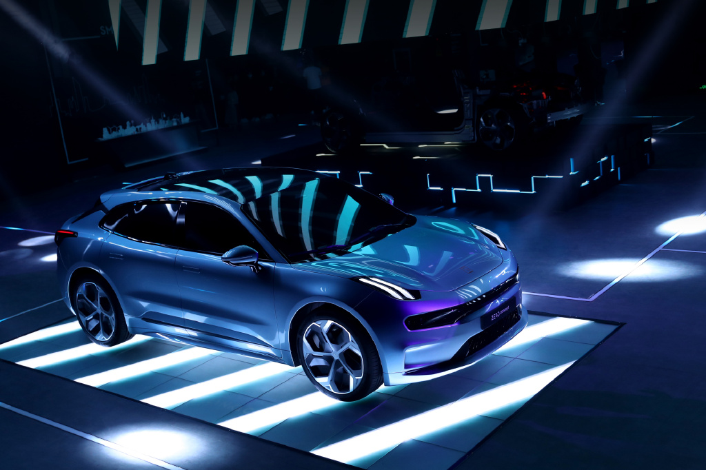 领克首款纯电概念车全球首发