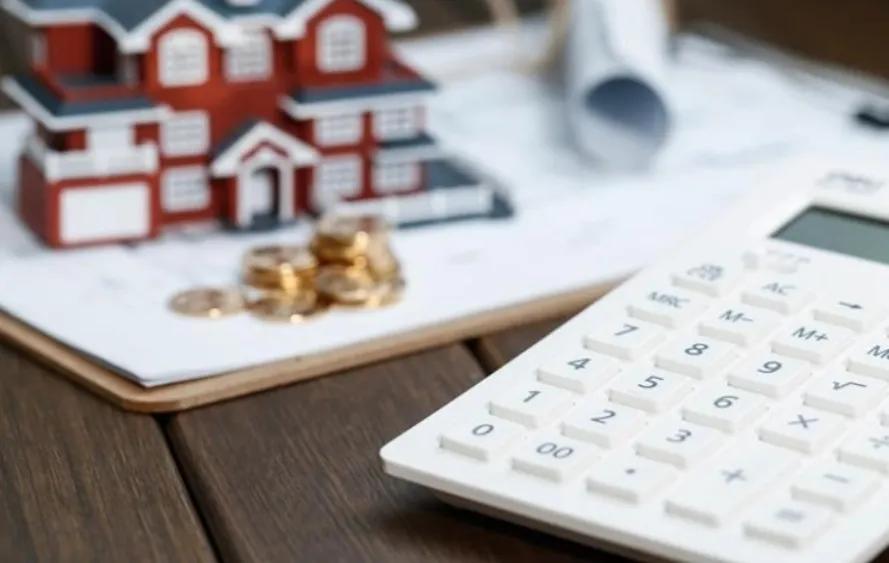 75万的房贷还30年，利息得多少钱？银行员工：别给银行送钱了