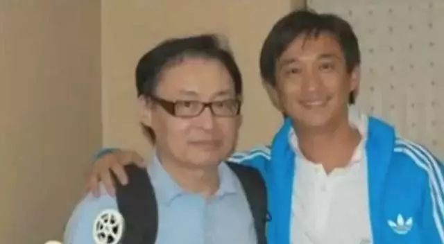 2011年初，黄磊坐航班飞台北，一次为了爱情，二次宣布退出歌坛？