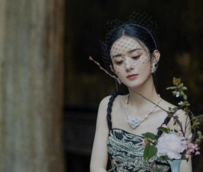 赵丽颖终于看清现实，堵死冯绍峰复婚之路！儿