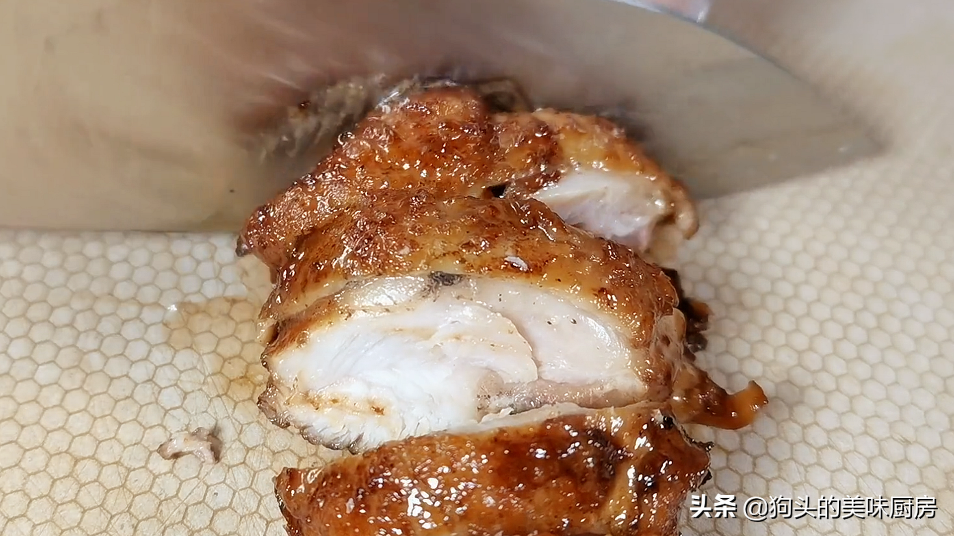 鸡腿这样做太香了，比烤的好吃，比油炸的健康，先收藏了再做