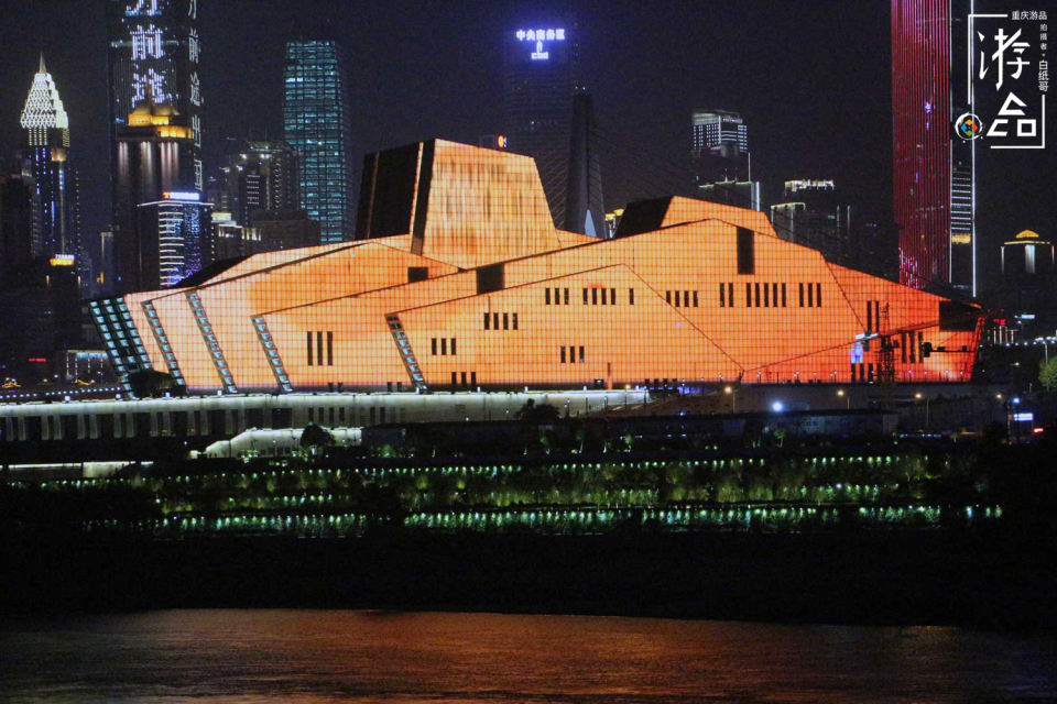 重庆两江游有3家运营机构，标准难以统一，游客其实被坑了？