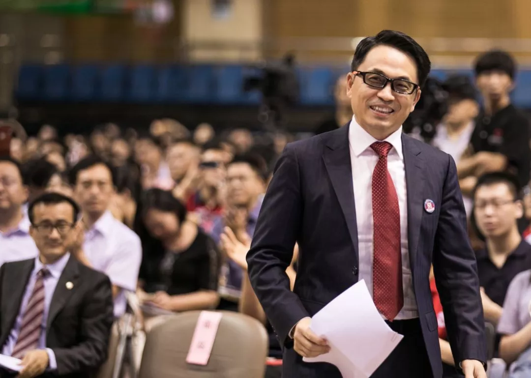 低调的蓝月亮要上市了，击败宝洁、联合利华的