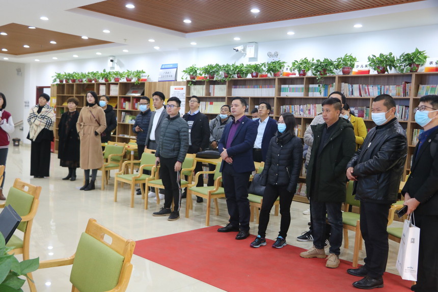 �����У��������Ͻ�����ҵƽ̨ ��չ��������¿ռ�